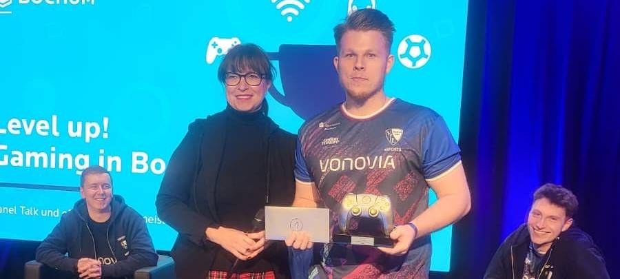 Erste eFootball-Stadtmeisterschaft in Bochum