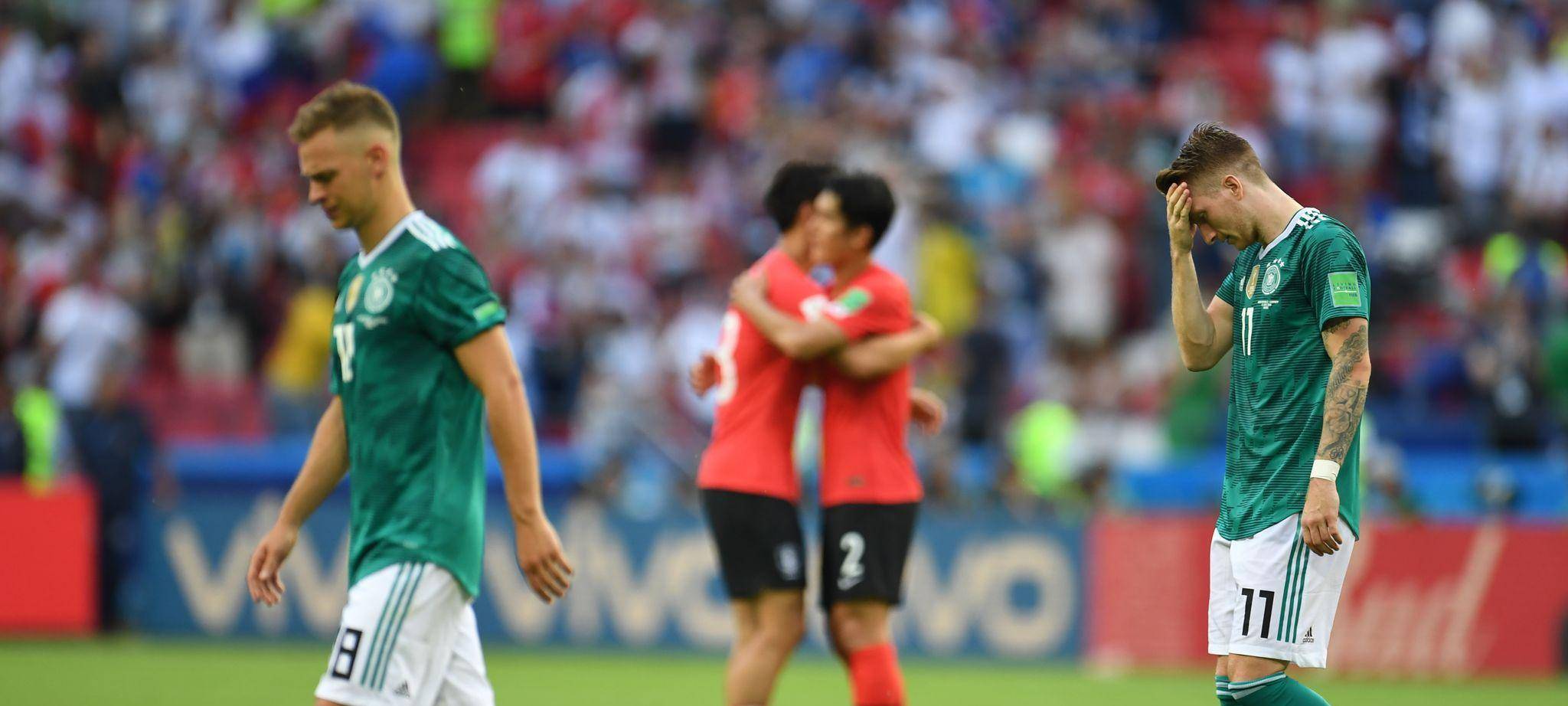 Joshua Kimmich (links) nach dem WM-Aus 2018