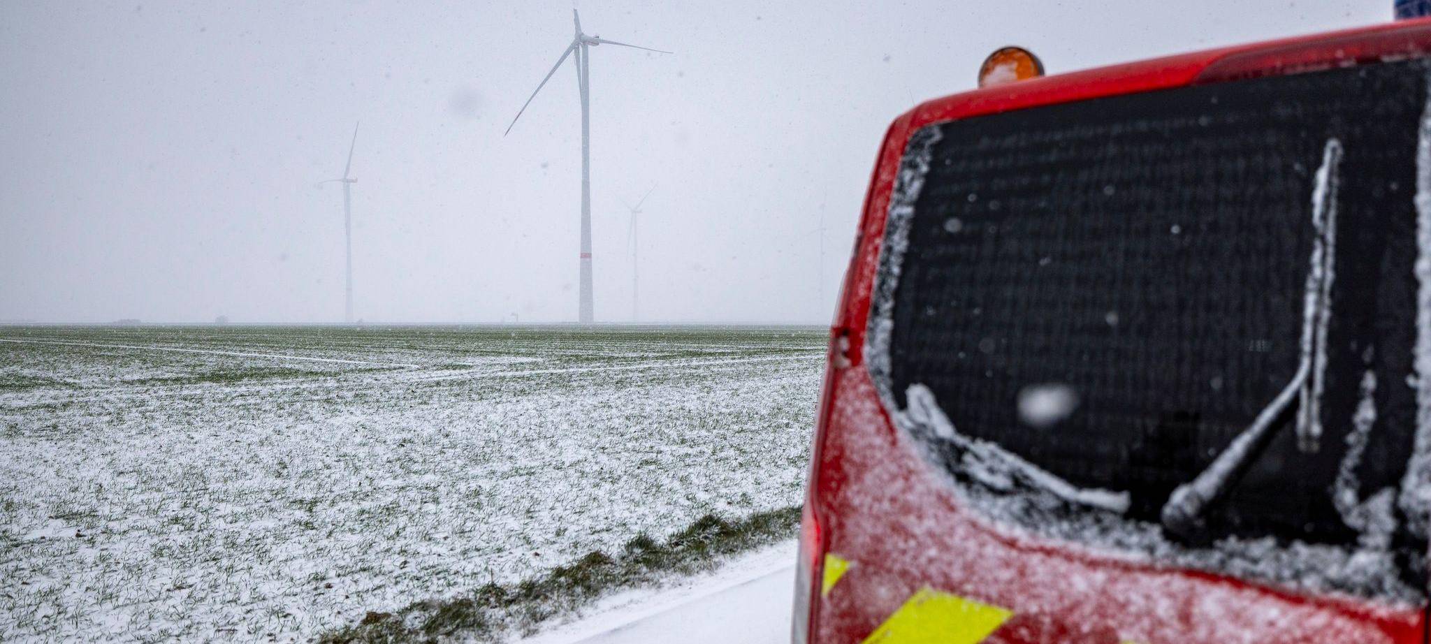 A44 gesperrt - Problem mit Windrad