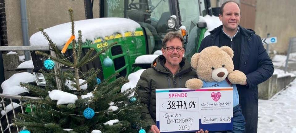 Erfolgreiche Trecker-Lichterfahrt in Bochum