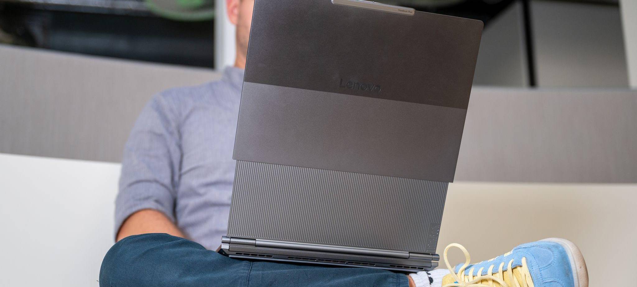 Das Thinkbook Plus G6 Rollable