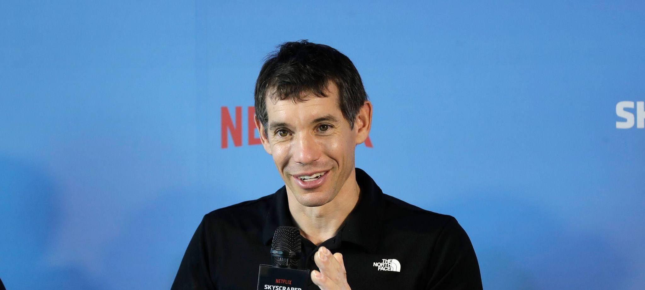 Freeclimber Honnold klettert auf Wolkenkratzer