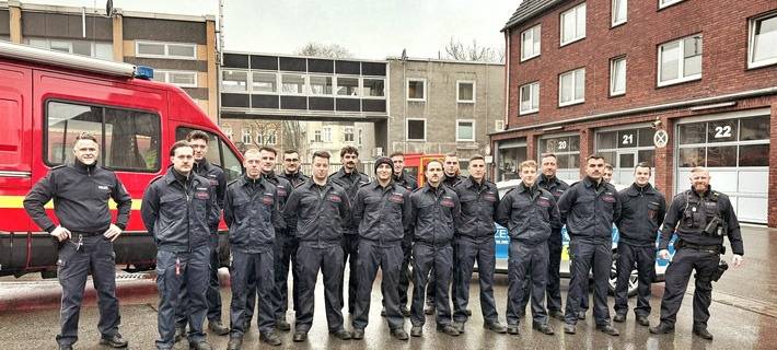 Gruppenbild von der gemeinsamen Fortbildungsveranstaltung von Feuerwehr und Polizei Herne
