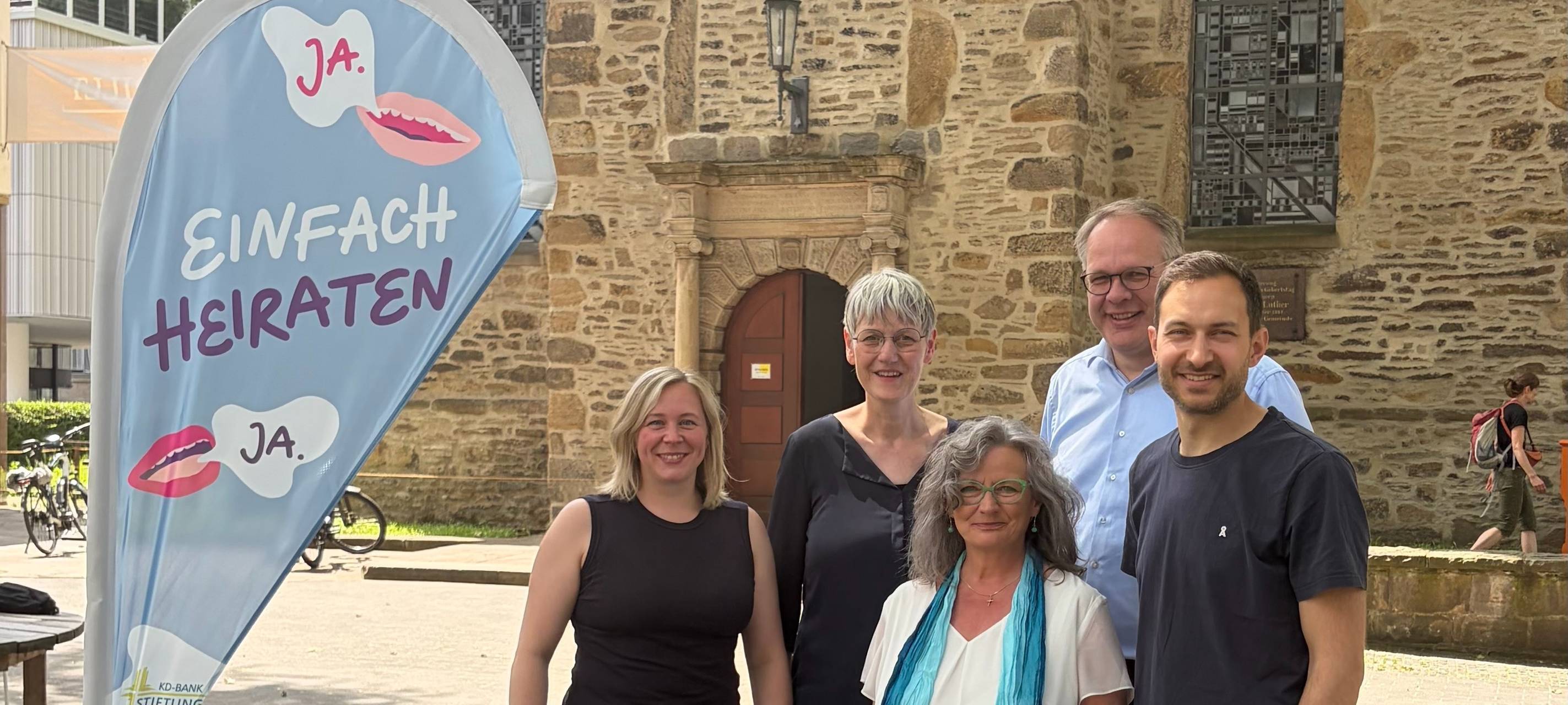 Spontan Heiraten in Bochum: Kirche mit Aktion an besonderem Datum