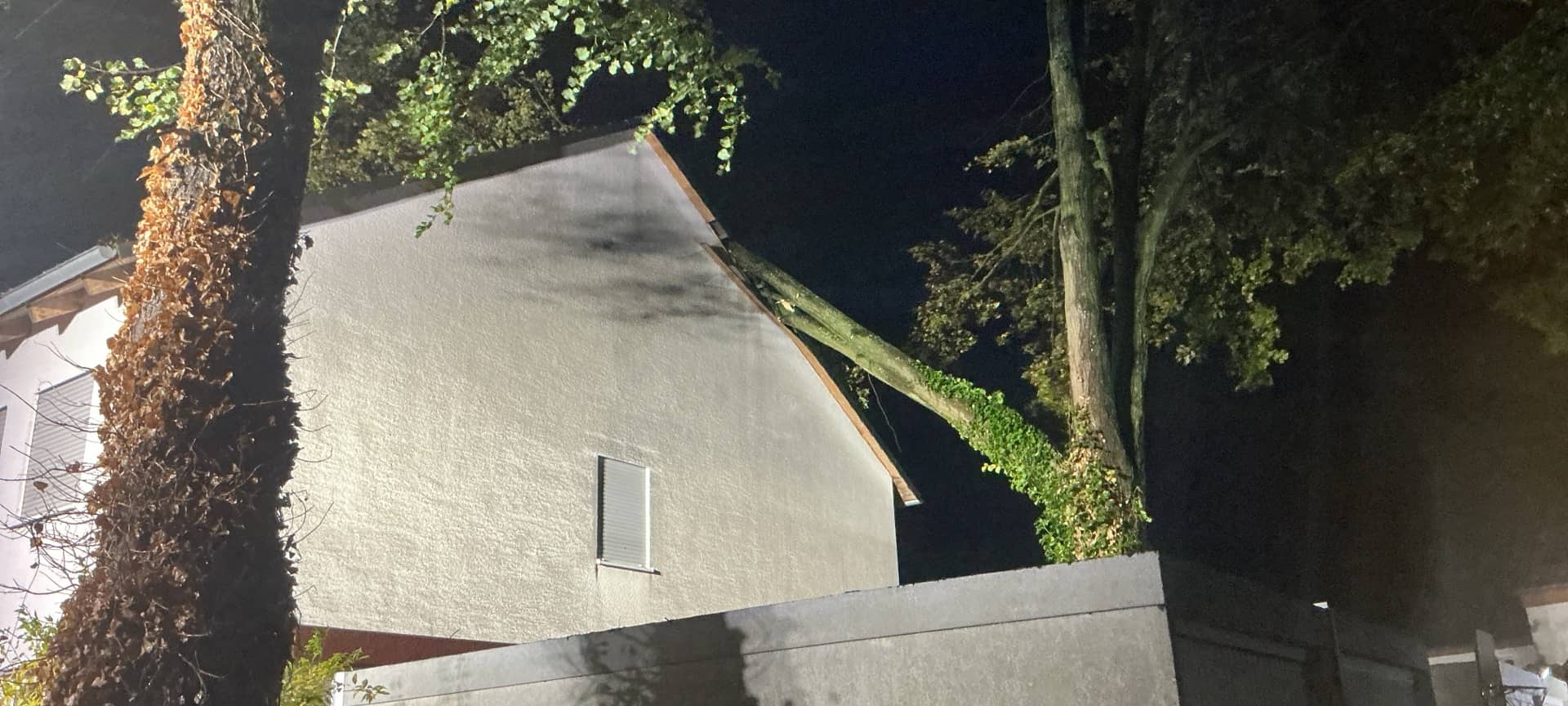 Sturmtief Luise sorgt für über 100 Einsätze