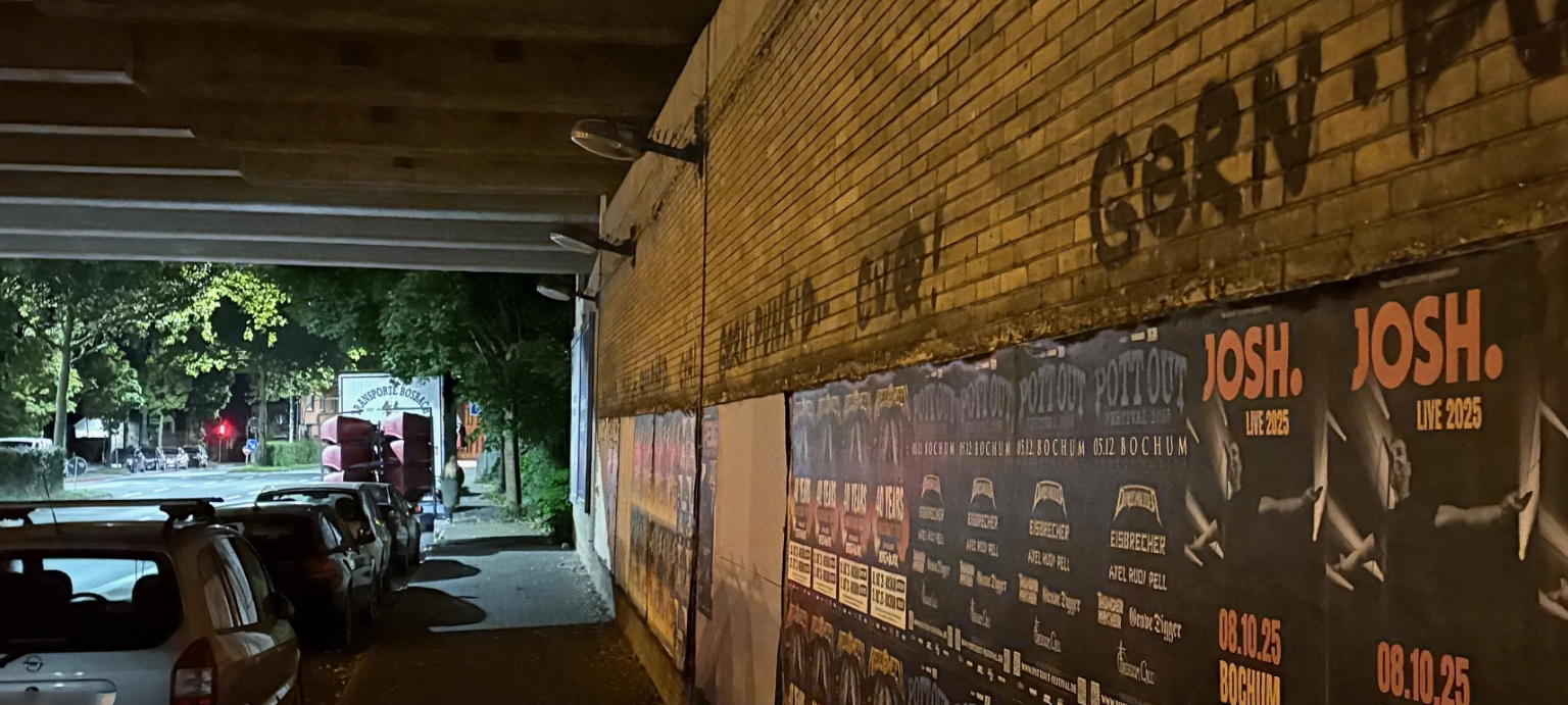 Raub in Unterführung in Bochum